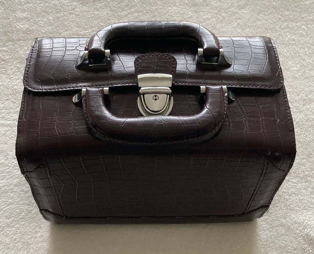 Marshall Field's Croc Embossed Makeup Train Travel Case Plum Wine Color